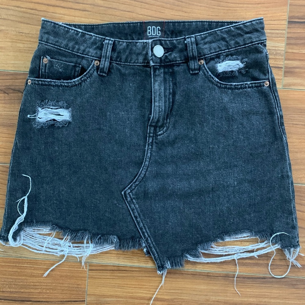Urban Outfitters BDG Black distressed denim skirt - Picture 3 of 7